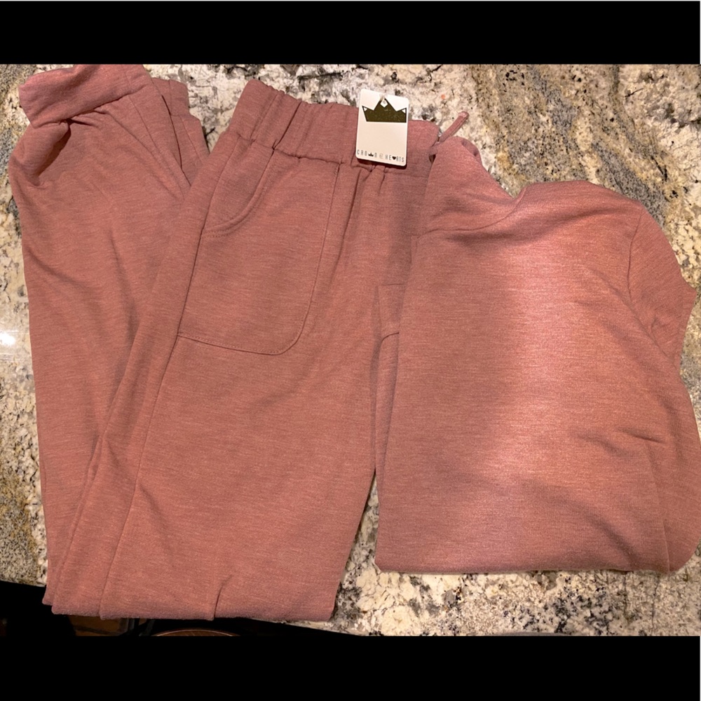 Hoodie and Sweat pants matching outfit